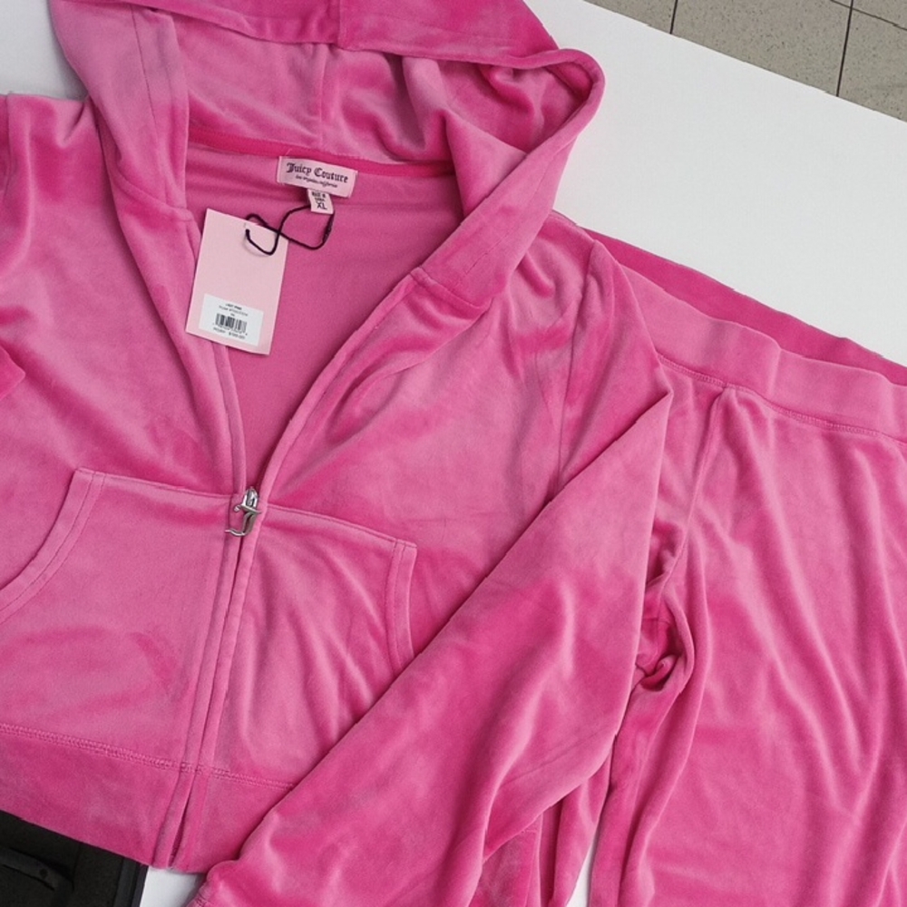 *New*Juicy Couture Pink Velour Tracksuit